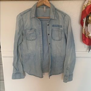1$ if put in bundle!!! Denim Button Up